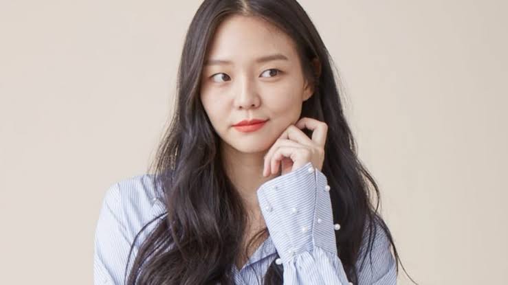Lee So-young "Esom" (이서영 "에섬")님의 프로필 사진